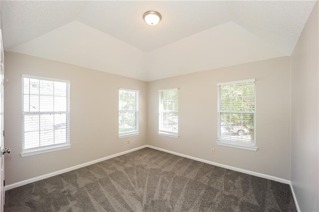 5 bedroom, 3 bathroom, 2,962 sq ft single family residence for rent at 5176 Round Table Drive, Ellenwood, GA 30294 for $2,640 a month — photo 6