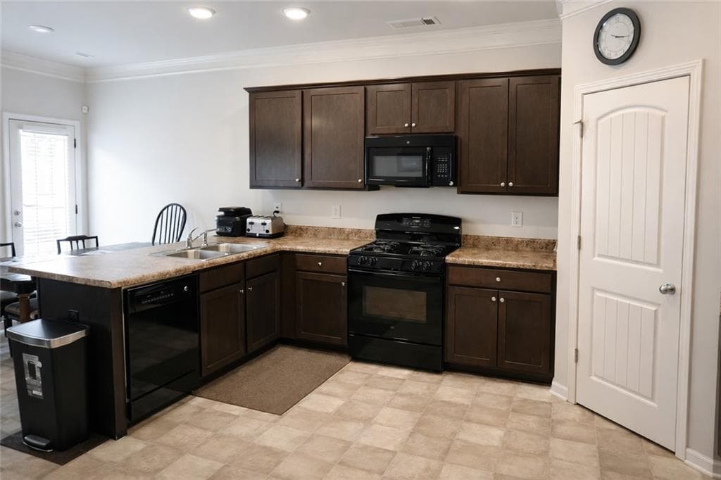 3 bedroom, 3 bathroom, 1,474 sq ft townhouse for sale at 1740 Snapping Court, Winder, GA 30680 — photo 9