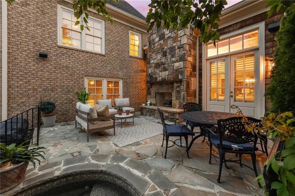 6 bedroom, 8 bathroom, 7,969 sq ft single family residence for sale at 5193 Creek Walk Circle, Peachtree Corners, GA 30092 — photo 4