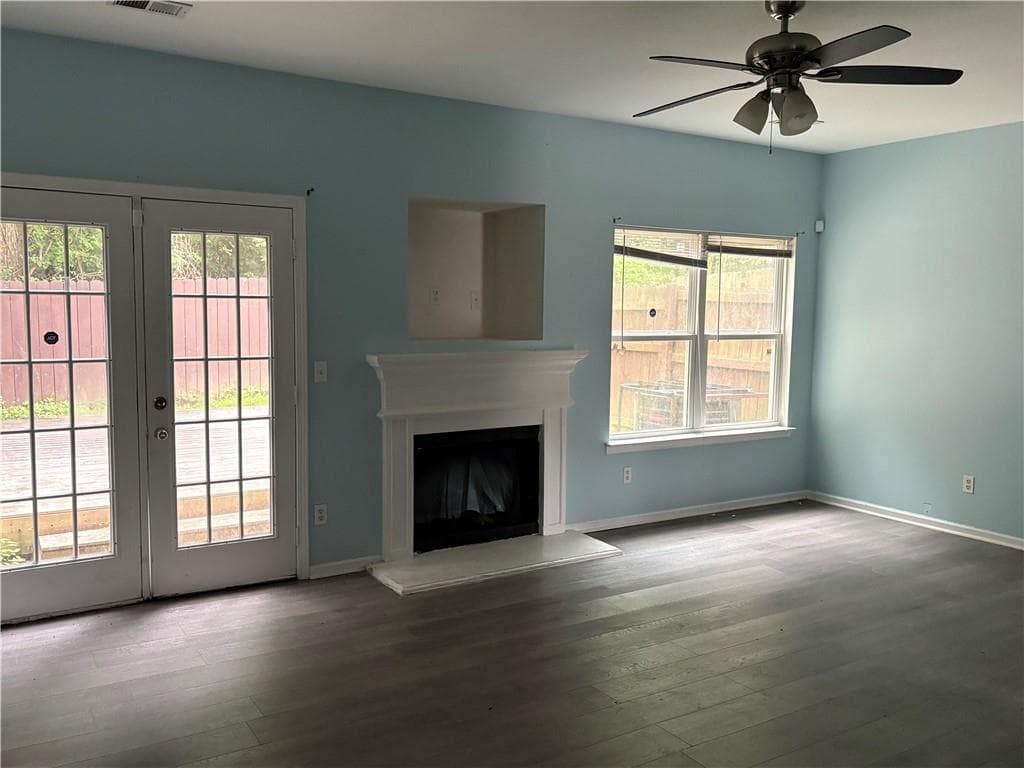 3 bedroom, 3 bathroom, 1,680 sq ft single family residence for sale at 5074 Windsor Forrest Lane, Atlanta, GA 30349 — photo 3