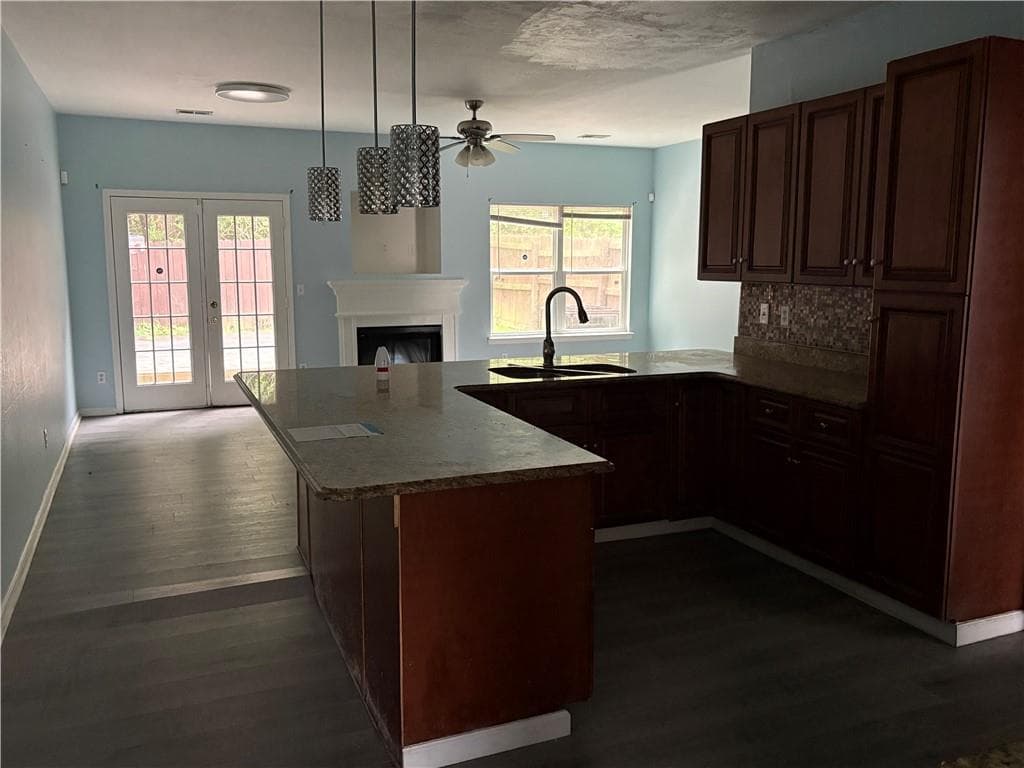 3 bedroom, 3 bathroom, 1,680 sq ft single family residence for sale at 5074 Windsor Forrest Lane, Atlanta, GA 30349 — photo 5