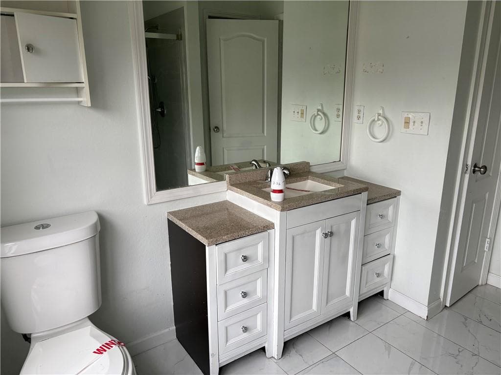 3 bedroom, 3 bathroom, 1,680 sq ft single family residence for sale at 5074 Windsor Forrest Lane, Atlanta, GA 30349 — photo 7
