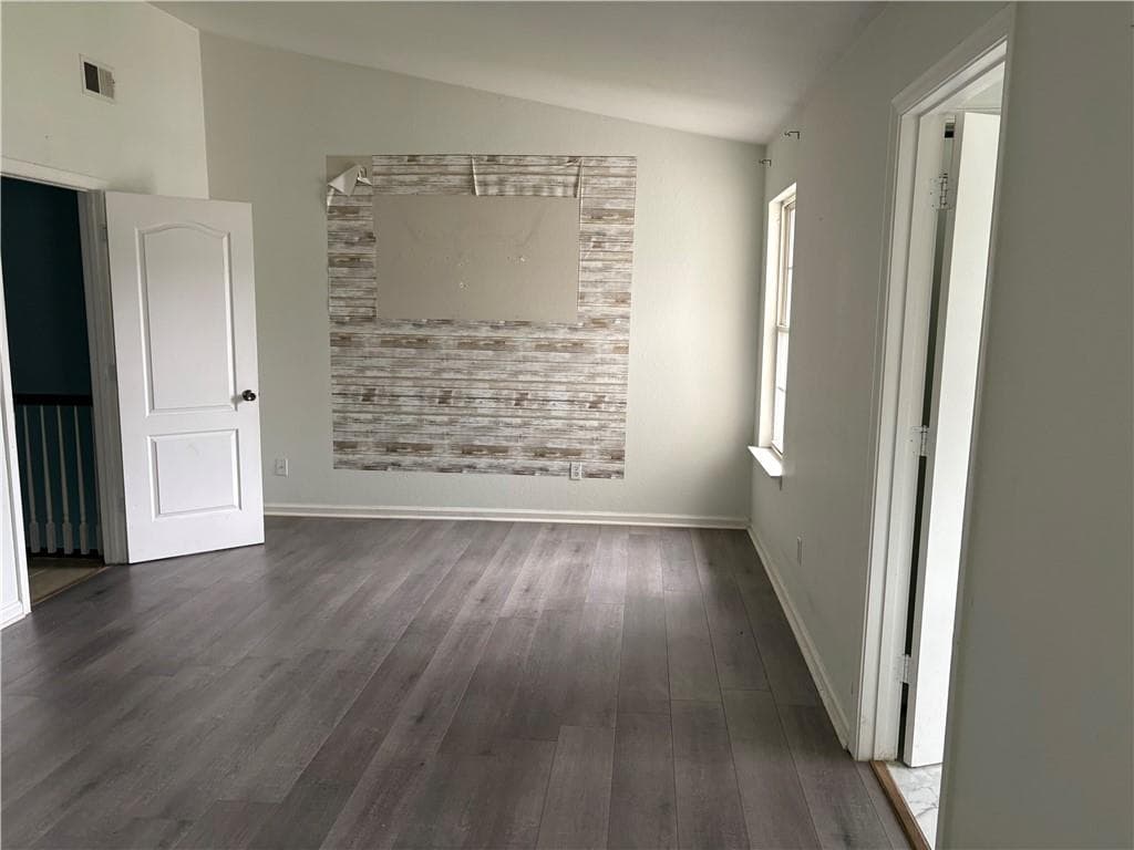 3 bedroom, 3 bathroom, 1,680 sq ft single family residence for sale at 5074 Windsor Forrest Lane, Atlanta, GA 30349 — photo 10