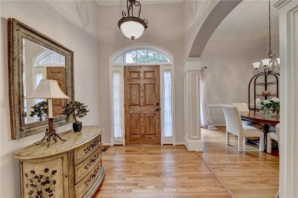 4 bedroom, 4 bathroom, 4,401 sq ft single family residence under contract at 2470 Bexford View, Cumming, GA 30041 — photo 5