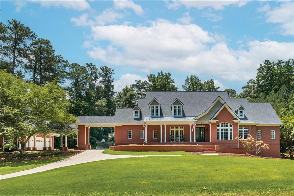 360 Kent Road, Roswell, GA 30075 — most recent listing photo