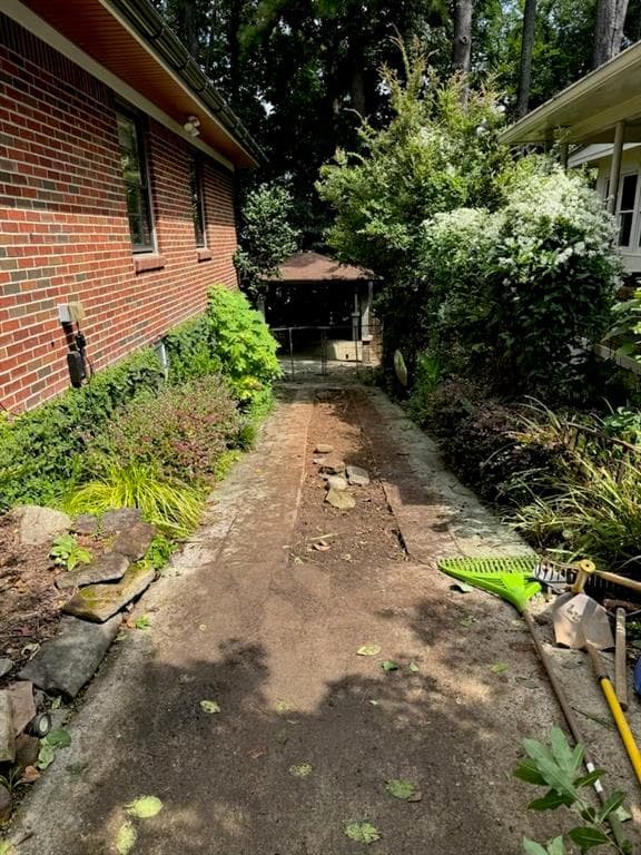 3 bedroom, 3 bathroom single family residence for rent at 564 Wimbledon Road, Atlanta, GA 30324 for $3,900 a month — photo 6