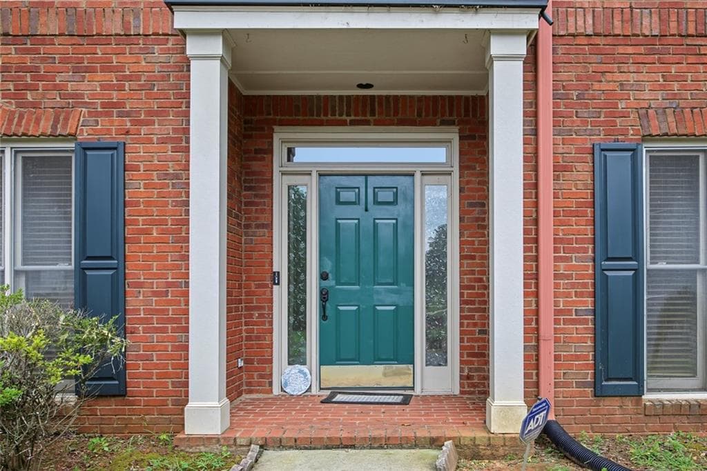 5 bedroom, 4 bathroom, 3,000 sq ft single family residence for sale at 4341 Laurian Drive, Kennesaw, GA 30144 — photo 2