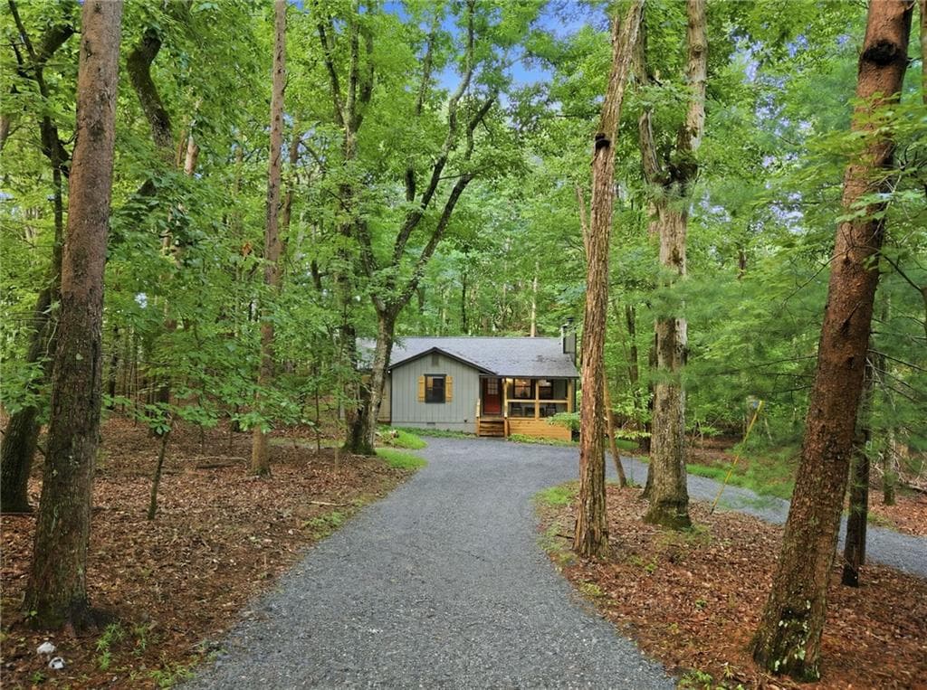 3 bedroom, 2 bathroom, 1,050 sq ft single family residence for sale at 94 Winding Way, Jasper, GA 30143 — photo 2