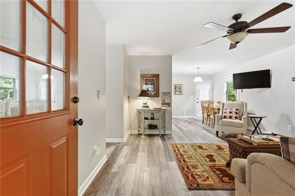 3 bedroom, 2 bathroom, 1,050 sq ft single family residence for sale at 94 Winding Way, Jasper, GA 30143 — photo 4