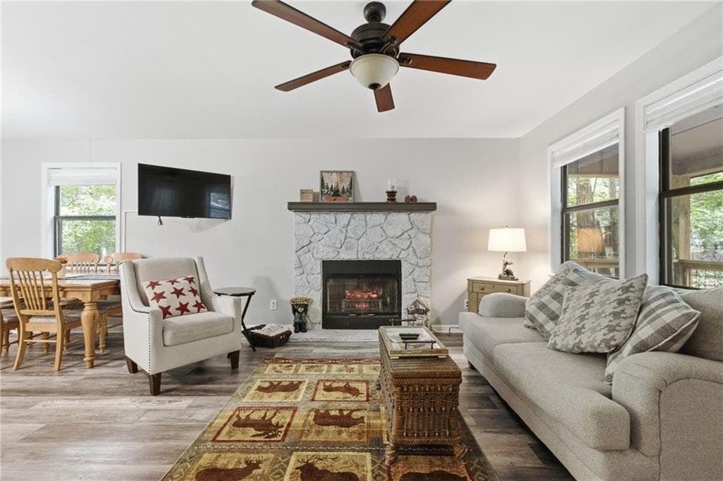 3 bedroom, 2 bathroom, 1,050 sq ft single family residence for sale at 94 Winding Way, Jasper, GA 30143 — photo 7