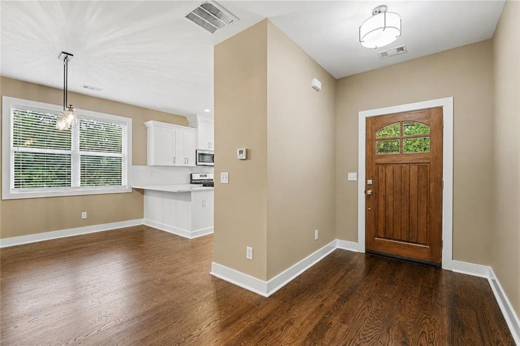 4 bedroom, 3 bathroom, 2,312 sq ft single family residence for sale at 229 Little Brook Lane, Woodstock, GA 30188 — photo 3