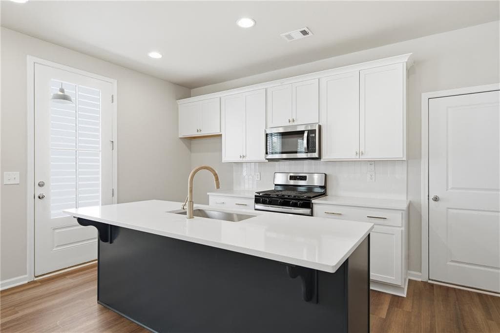 3 bedroom, 3 bathroom, 1,599 sq ft single family residence for sale at 32 Spirea Way Lot 66, Auburn, GA 30011 — photo 4
