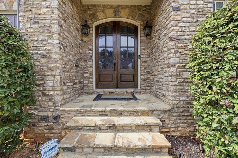 6 bedroom, 7 bathroom, 5,171 sq ft single family residence for sale at 2895 Lassiter Manor Drive, Marietta, GA 30062 — photo 6