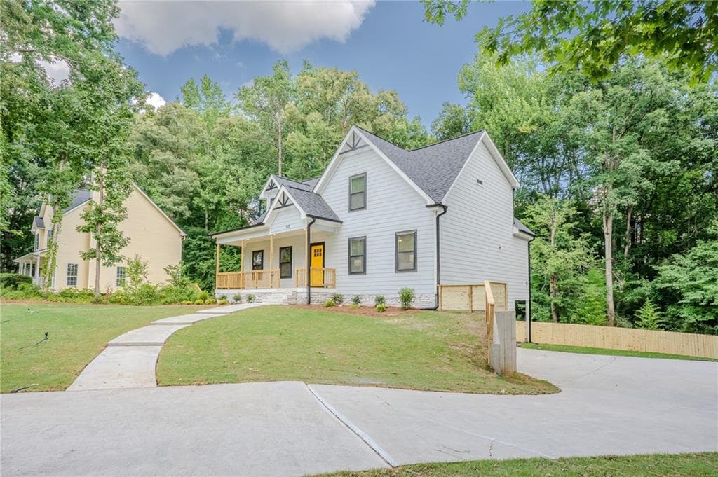4 bedroom, 3 bathroom, 3,210 sq ft single family residence for sale at 160 Rosewood Circle, Covington, GA 30016