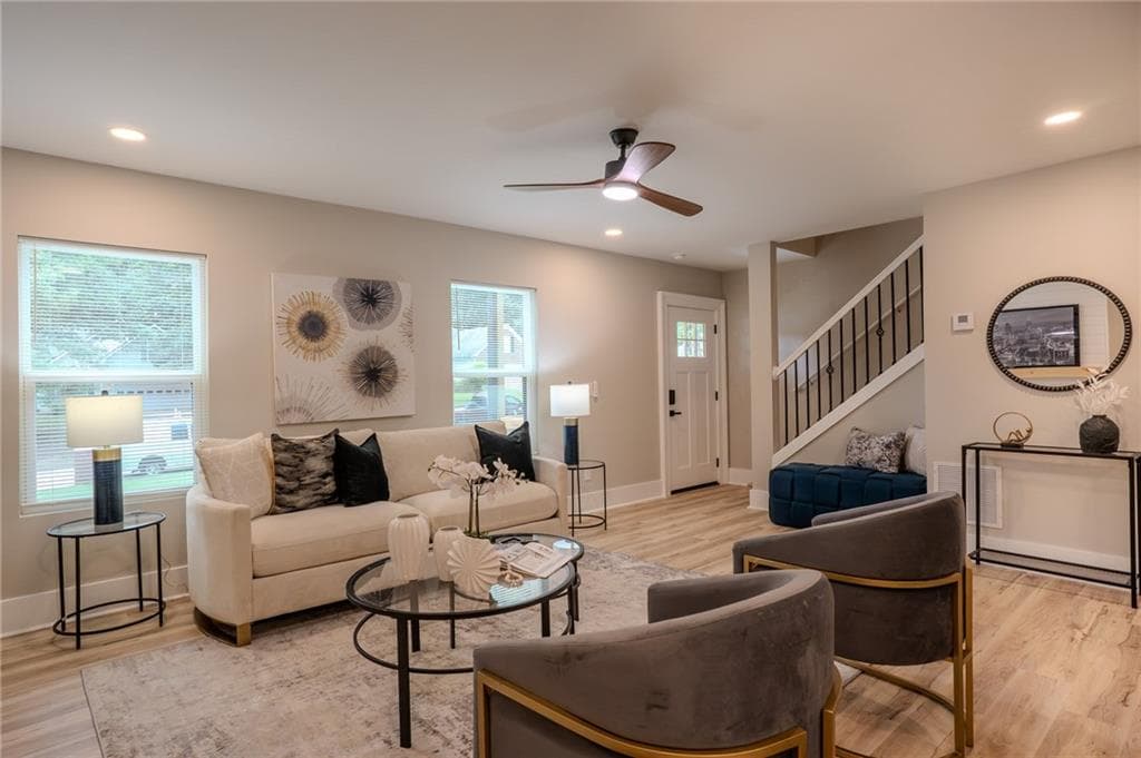 4 bedroom, 3 bathroom, 3,210 sq ft single family residence for sale at 160 Rosewood Circle, Covington, GA 30016 — photo 6