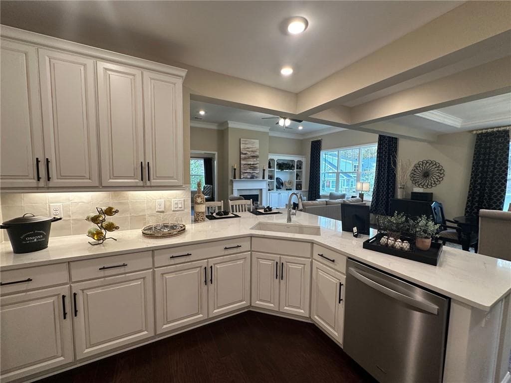 3 bedroom, 3 bathroom, 2,743 sq ft condominium for sale at 1403 Bonica Crossing 1403, Cumming, GA 30040 — photo 9