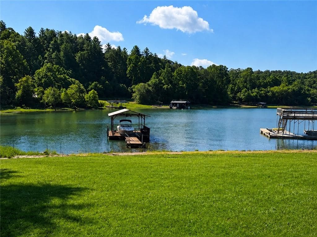 3 bedroom, 3 bathroom, 3,280 sq ft single family residence for sale at 11 Collins Hollow Cove, Morganton, GA 30560 — photo 2