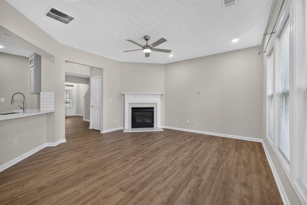 3 bedroom, 3 bathroom, 1,949 sq ft single family residence for rent at 4379 Annlette Drive, Lawrenceville, GA 30044 for $2,200 a month — photo 6