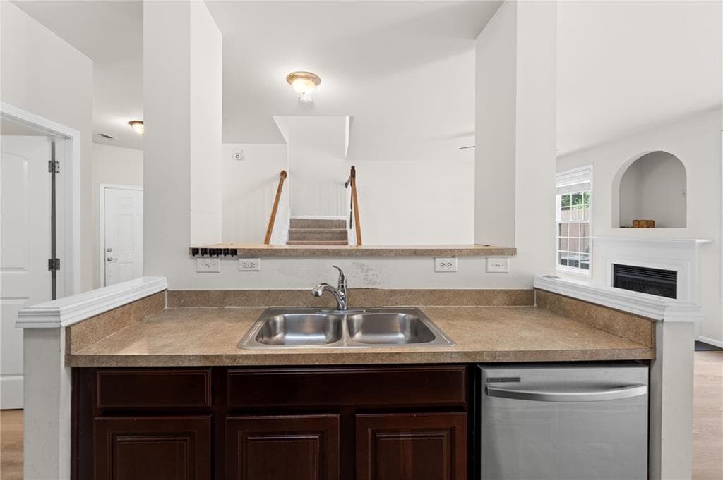 3 bedroom, 3 bathroom, 1,724 sq ft townhouse for rent at 1058 Treymont Lane, Lawrenceville, GA 30045 for $2,000 a month — photo 7