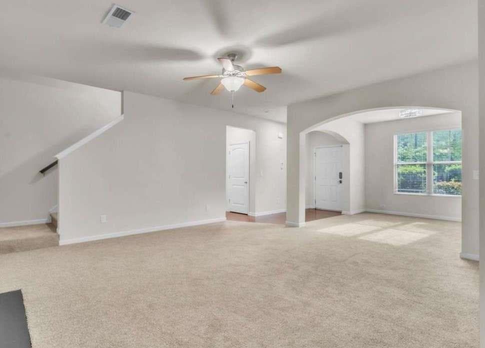 4 bedroom, 3 bathroom, 3,968 sq ft single family residence under contract at 5615 Wisbech Way, Atlanta, GA 30349 — photo 6