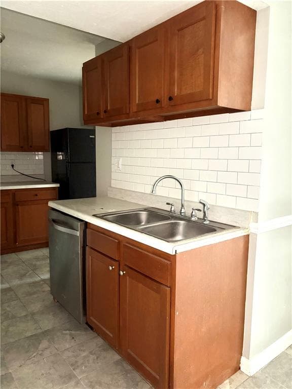 2 bedroom, 2 bathroom, 1,038 sq ft condominium for sale at 5945 Sutcliff Square, Lithonia, GA 30058 — photo 8