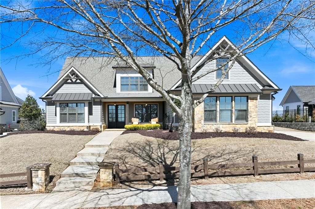 5 bedroom, 5 bathroom, 3,513 sq ft single family residence under contract at 6878 S Bluff Court, Gainesville, GA 30506 — photo 4
