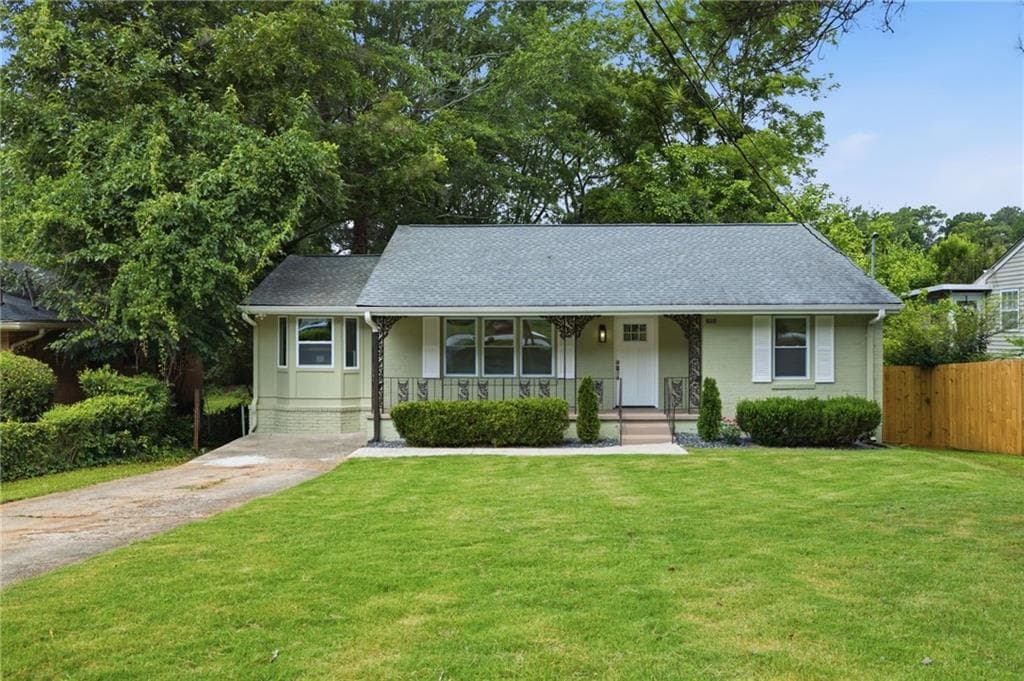 3 bedroom, 2 bathroom, 1,360 sq ft single family residence for sale at 1903 S Columbia Place, Decatur, GA 30032 — photo 1 of 35