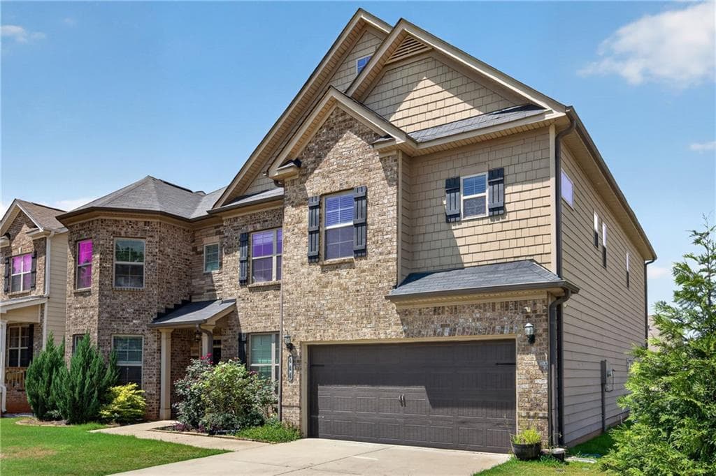 6 bedroom, 4 bathroom, 3,924 sq ft single family residence for sale at 444 Lance View Lane, Lawrenceville, GA 30045 — photo 2