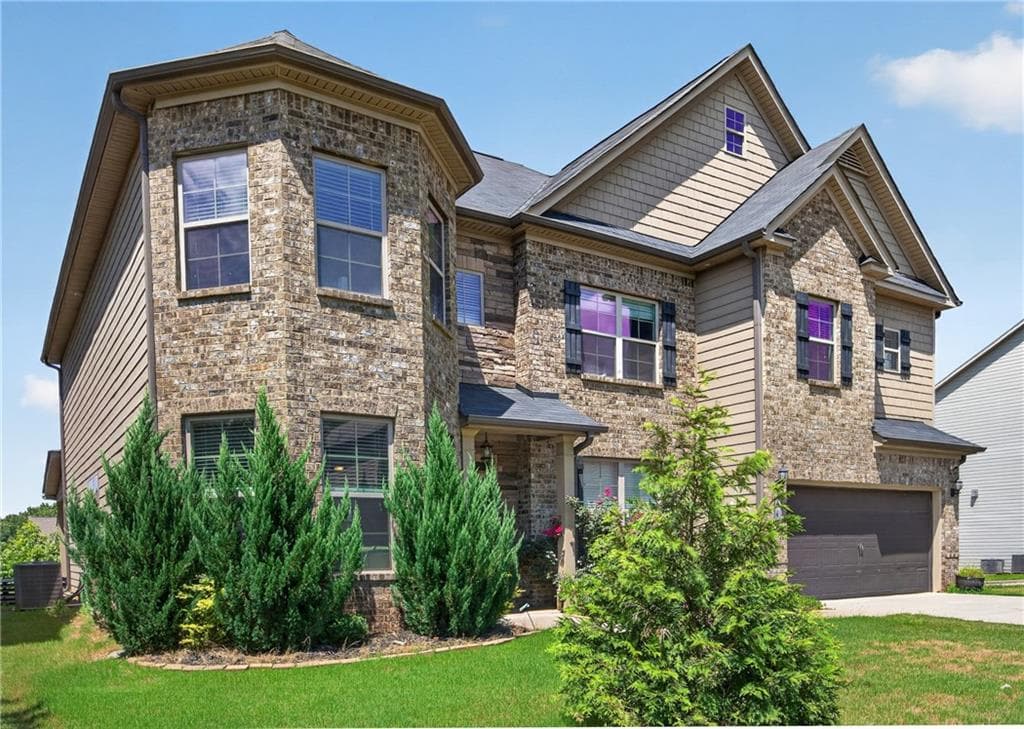 6 bedroom, 4 bathroom, 3,924 sq ft single family residence for sale at 444 Lance View Lane, Lawrenceville, GA 30045 — photo 3
