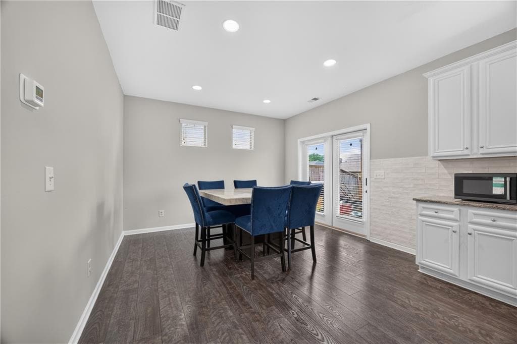 6 bedroom, 4 bathroom, 3,924 sq ft single family residence for sale at 444 Lance View Lane, Lawrenceville, GA 30045 — photo 7