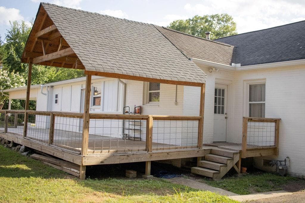 3 bedroom, 2 bathroom, 1,891 sq ft single family residence for sale at 149 Kirby Street, Summerville, GA 30747 — photo 5