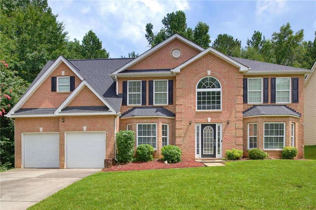 5 bedroom, 3 bathroom, 2,935 sq ft single family residence for sale at 6260 Selborn Drive, Atlanta, GA 30331