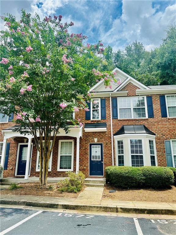 2 bedroom, 3 bathroom, 1,244 sq ft townhouse sold at 1577 Cove Creek Circle, Norcross, GA 30093