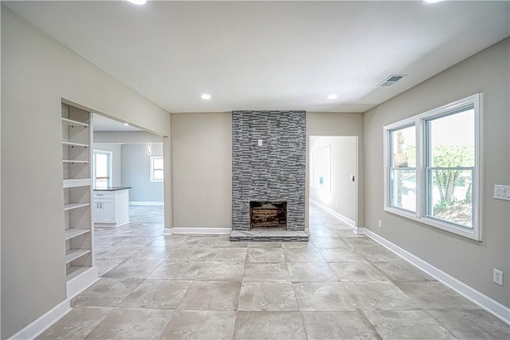 3 bedroom, 3 bathroom, 1,320 sq ft single family residence for sale at 3955 Zoar Church Road, Snellville, GA 30039 — photo 6