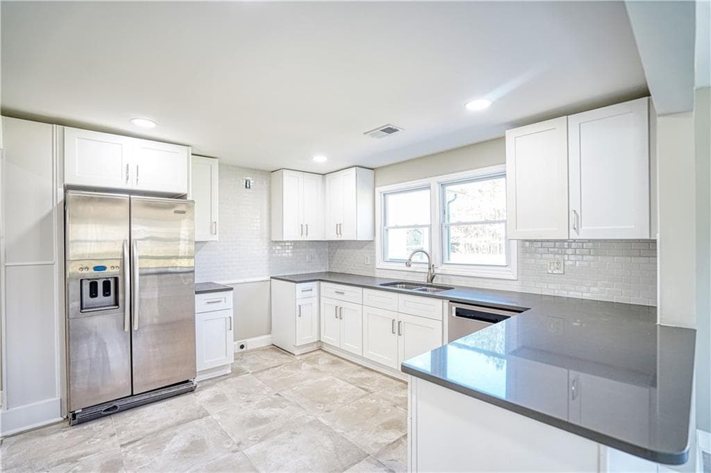 3 bedroom, 3 bathroom, 1,320 sq ft single family residence for sale at 3955 Zoar Church Road, Snellville, GA 30039 — photo 9