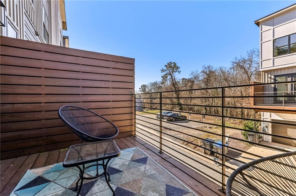 2 bedroom, 3 bathroom townhouse for rent at 2336 Mason Drive, Atlanta, GA 30316 for $2,650 a month — photo 9