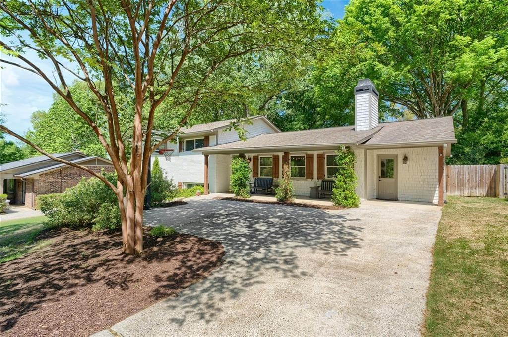 5 bedroom, 3 bathroom, 2,288 sq ft single family residence sold at 2630 Cove Circle, Atlanta, GA 30319