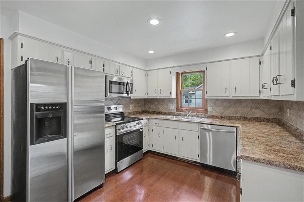 4 bedroom, 2 bathroom, 2,157 sq ft single family residence for sale at 4 Sherwood Road, Rome, GA 30165 — photo 8