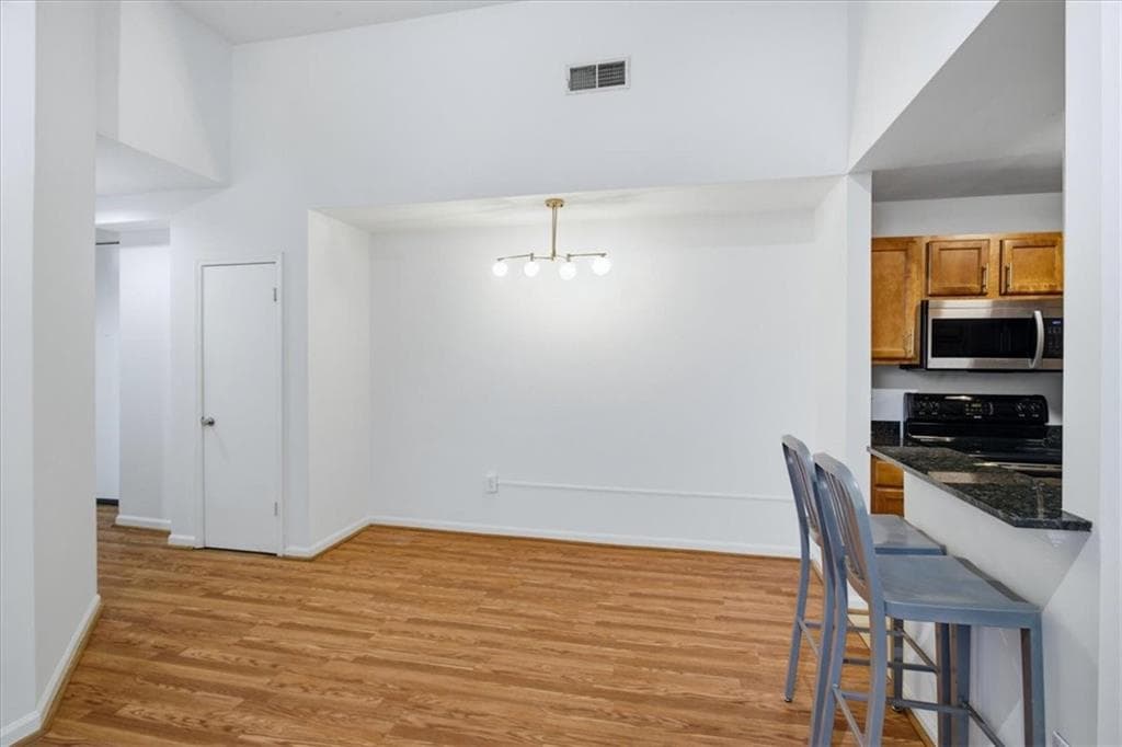 3 bedroom, 2 bathroom, 1,341 sq ft condominium for sale at 1031 State Street 106, Atlanta, GA 30318 — photo 5