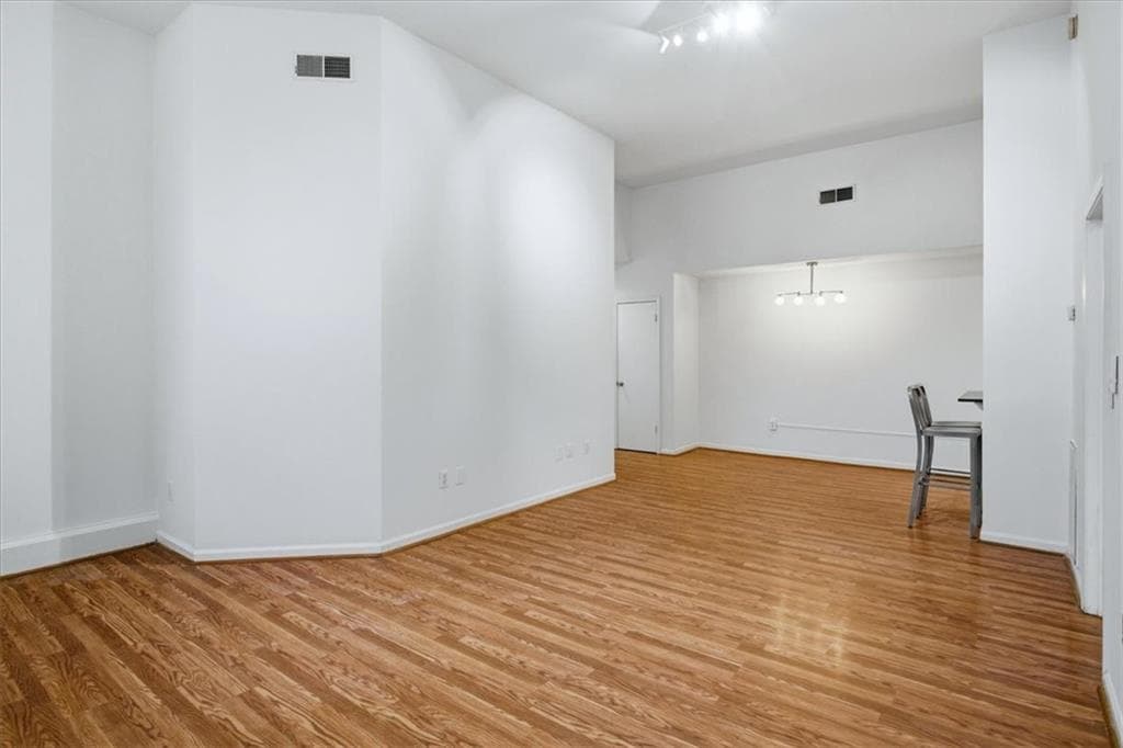 3 bedroom, 2 bathroom, 1,341 sq ft condominium for sale at 1031 State Street 106, Atlanta, GA 30318 — photo 8