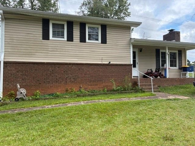 3 bedroom, 2 bathroom single family residence for sale at 6558 SE Apache Lane, Douglasville, GA 30135
