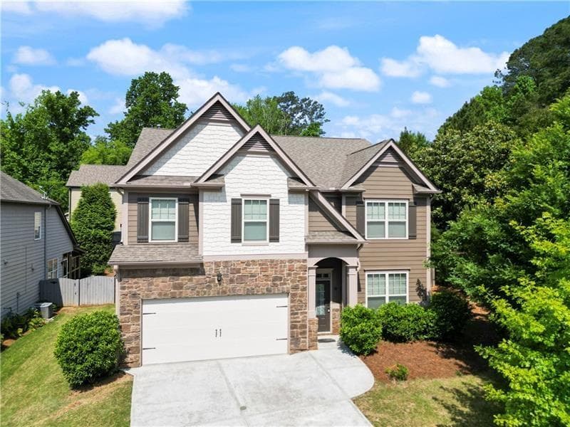 5 bedroom, 4 bathroom, 3,048 sq ft single family residence for rent at 2080 Redbarn Court, Cumming, GA 30040 for $3,000 a month — photo 3