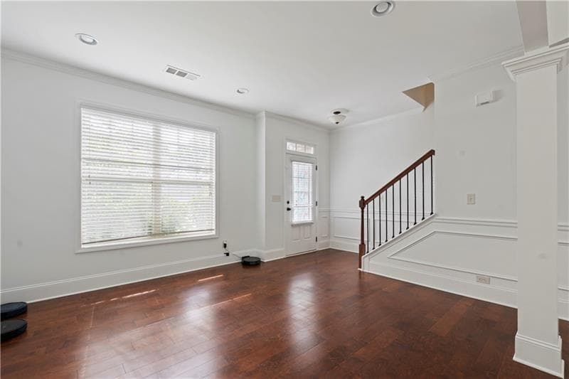 5 bedroom, 4 bathroom, 3,048 sq ft single family residence for rent at 2080 Redbarn Court, Cumming, GA 30040 for $3,000 a month — photo 5