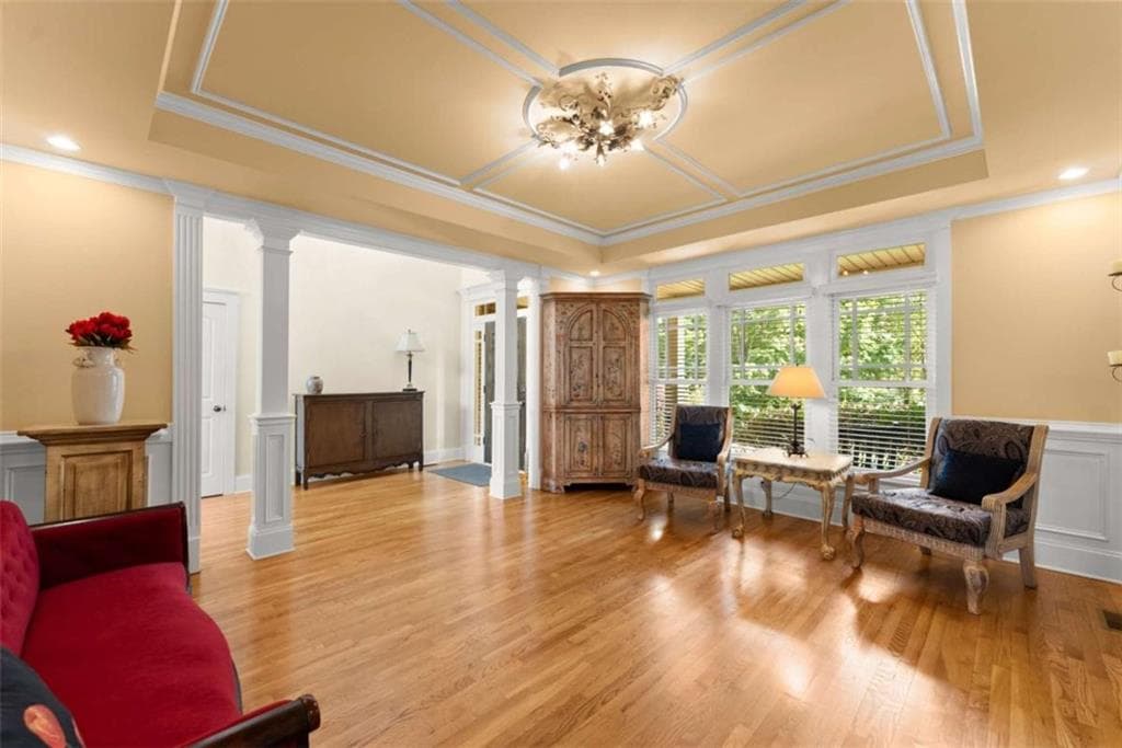 5 bedroom, 6 bathroom, 5,545 sq ft single family residence for sale at 526 Orchard Drive, Clarkesville, GA 30523 — photo 8