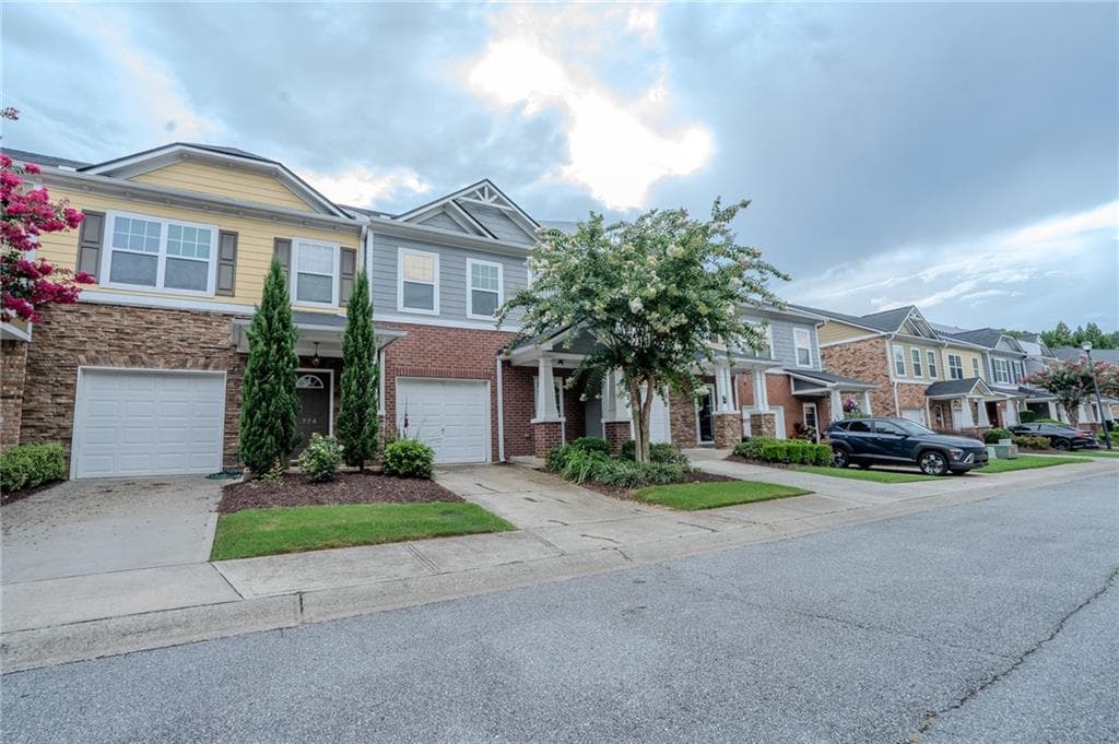 2 bedroom, 3 bathroom, 1,511 sq ft townhouse for sale at 776 Tulip Poplar Way, Lawrenceville, GA 30044 — photo 2