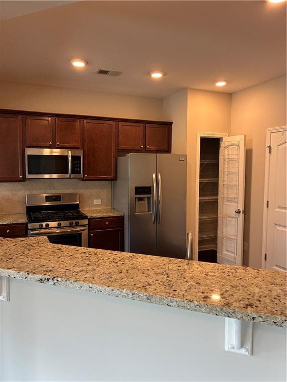 3 bedroom, 3 bathroom, 1,910 sq ft townhouse for rent at 1335A Hampton Oaks Drive, Alpharetta, GA 30004 for $2,650 a month — photo 4