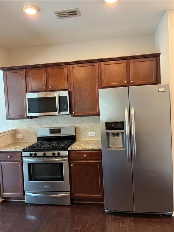 3 bedroom, 3 bathroom, 1,910 sq ft townhouse for rent at 1335A Hampton Oaks Drive, Alpharetta, GA 30004 for $2,650 a month — photo 7