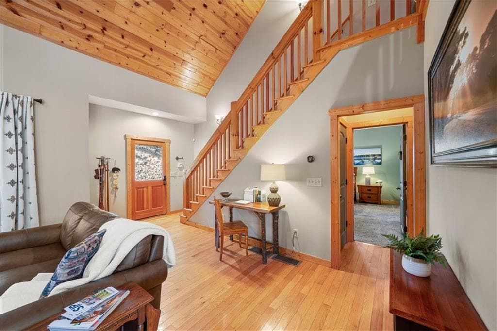 4 bedroom, 4 bathroom, 3,208 sq ft single family residence for sale at 411 Gunite Circle, Ellijay, GA 30540 — photo 7