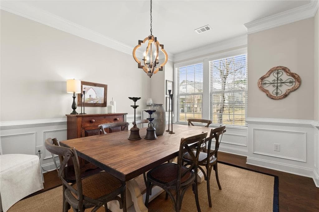 4 bedroom, 4 bathroom, 2,974 sq ft single family residence for sale at 556 Lost Creek Drive, Woodstock, GA 30188 — photo 5