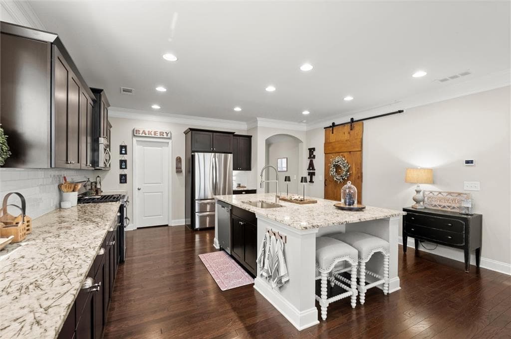 4 bedroom, 4 bathroom, 2,974 sq ft single family residence for sale at 556 Lost Creek Drive, Woodstock, GA 30188 — photo 9